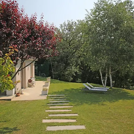 Luna Stunning Modern Shared Infinity Pool, Big Garden, Fantastic View,ac,